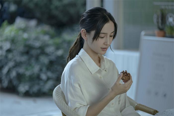 杨颖《摩天大楼》钟美宝表演进步.jpg